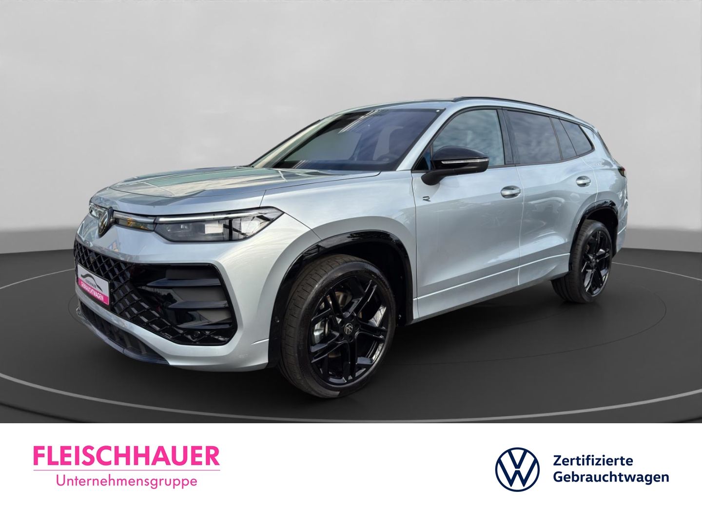 Volkswagen Tayron 2.0 TSI 4M R-Line Matrix Pano 20'' Stdhzg foto 1
