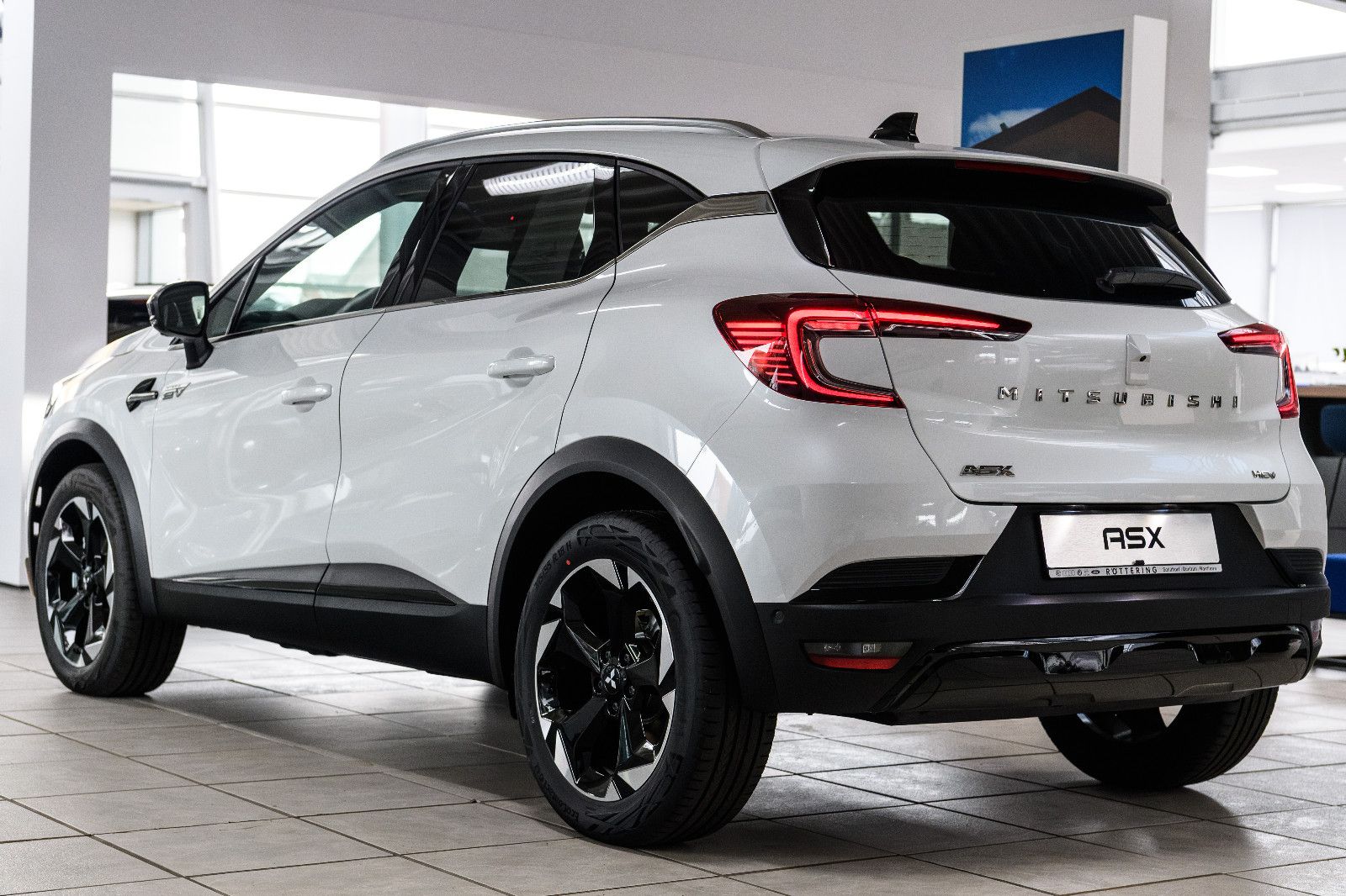 Fahrzeugabbildung Mitsubishi ASX Edition 1.8 HEV Auto. LED 360° Google