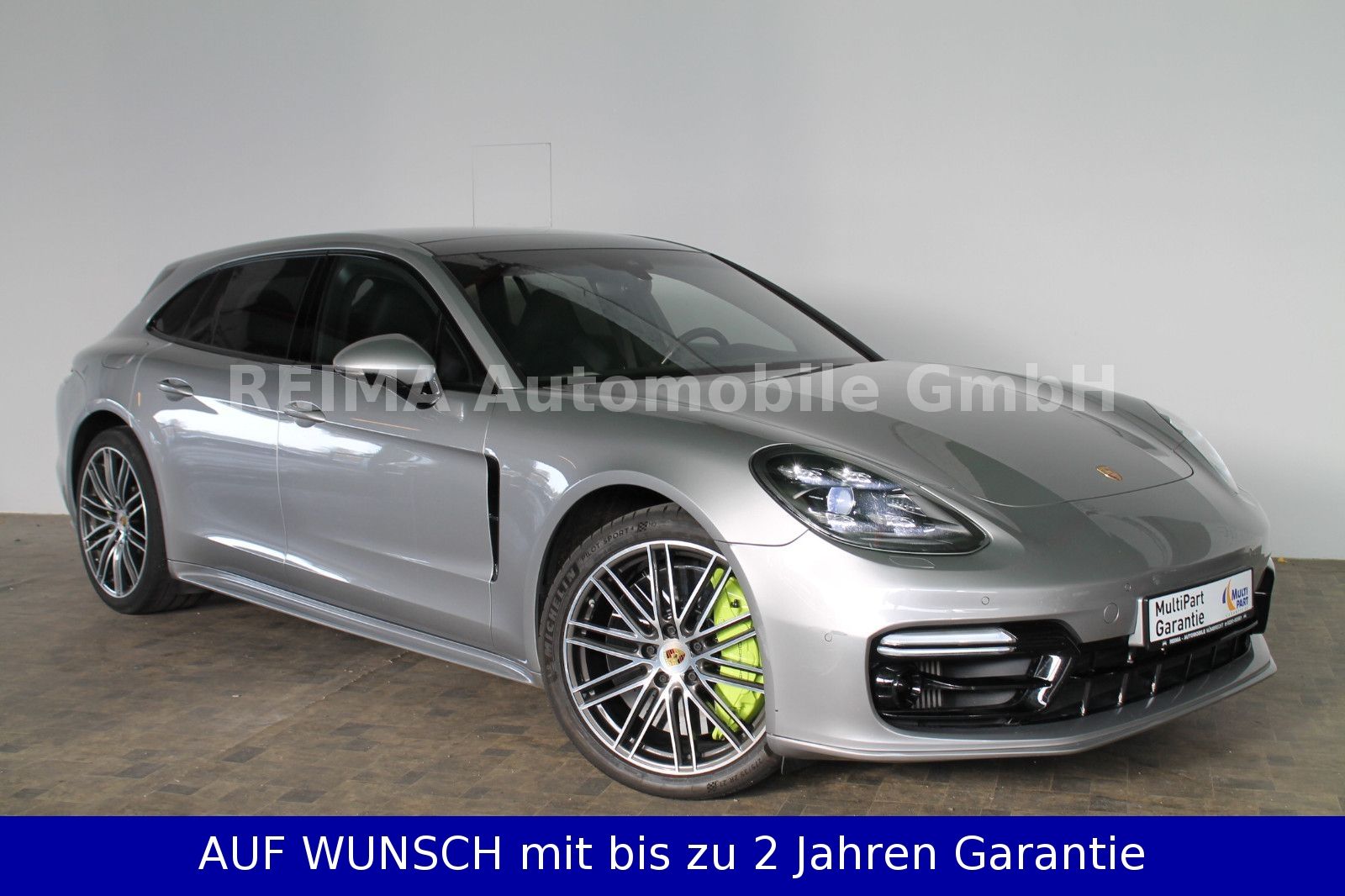 Fahrzeugabbildung Porsche Panamera Sport Turismo Turbo S E-Hybrid, Matrix