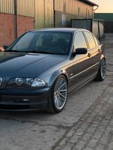 BMW E46 320i Rostfrei! Hinterachse Restaur... - BMW 320 aus 2000: 320i E46