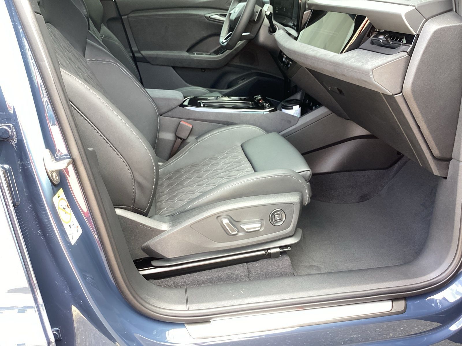 Audi Q6 e-tron - Bild 12