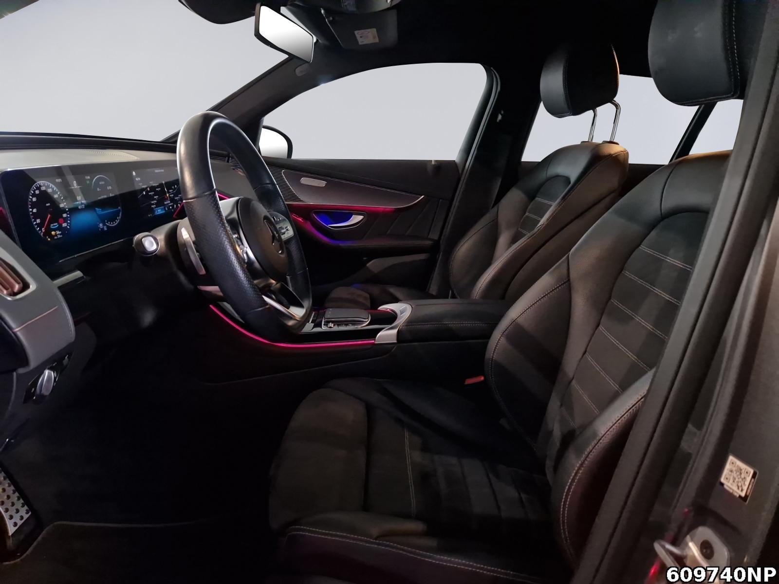 Mercedes-Benz EQC 400 4M AMG MULTIBEAM Ambiente Kamera Sounds.