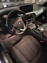 BMW 520d xDrive Touring A - - BMW 520 in Leipzig