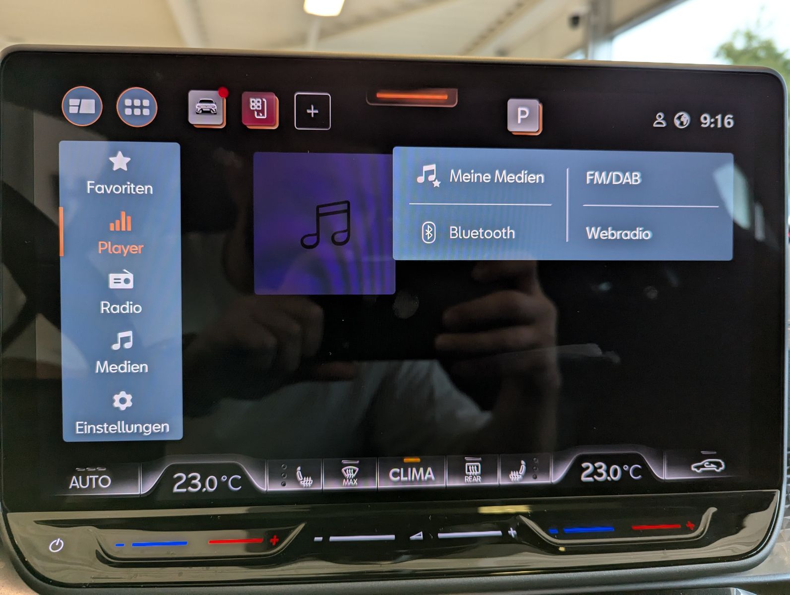 CUPRA Leon 2.0TSI VZ Matrix Pano Sennheiser Kamera 19" - Image 33