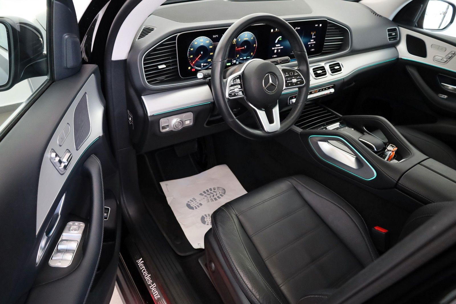 Fahrzeugabbildung Mercedes-Benz GLE 300 d 4Matic,Leder,Navi,LED,Kamera,Pano,AHK