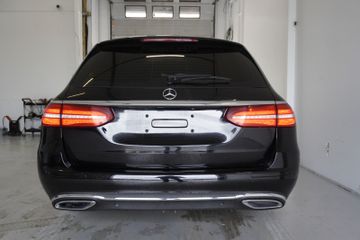 Mercedes E 220 - 8