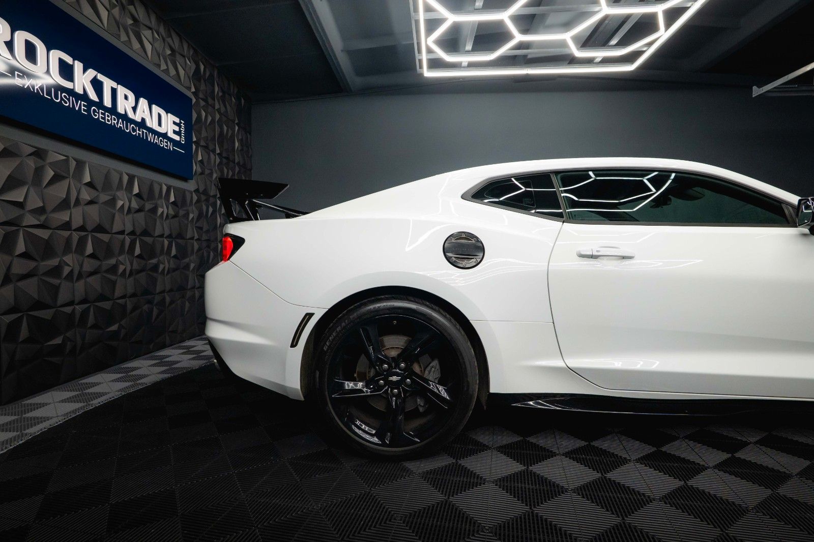 Fahrzeugabbildung Chevrolet Camaro 6.2 2SS Coupe LT1 Performance *Head Up*