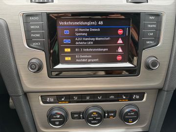 Bild 16 VW Golf VII R-LINE Lim. +PDC+NAVI+BI-XENON+ALU+BT+