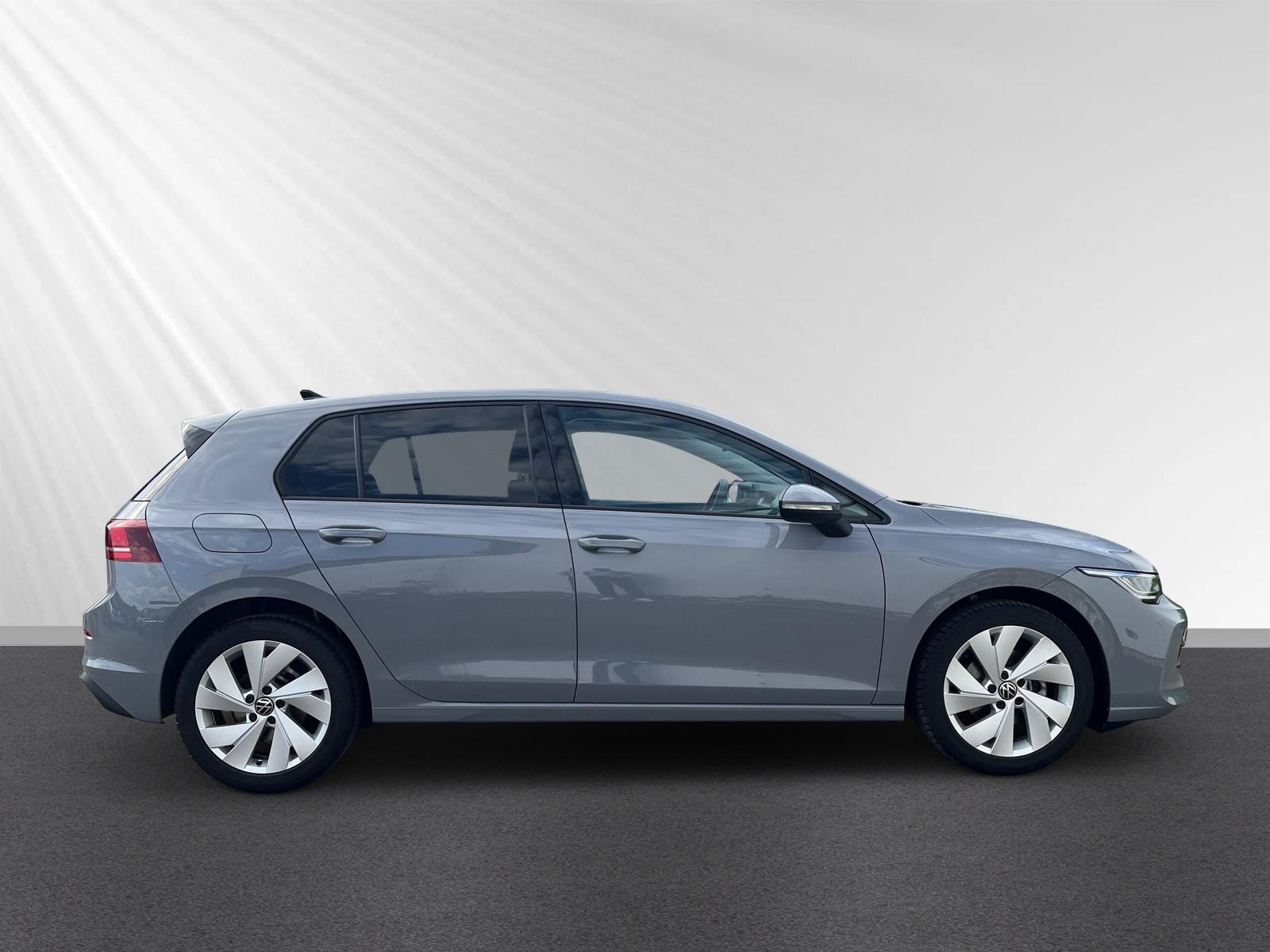 Volkswagen Golf VIII Life 1.5 TSI 6-Gang
