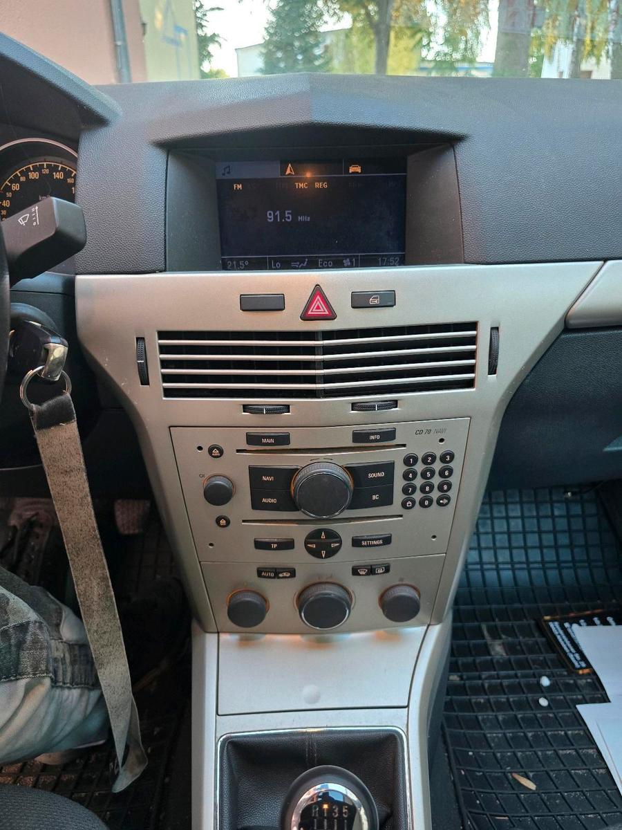 Opel Astra 2007 — photo 5