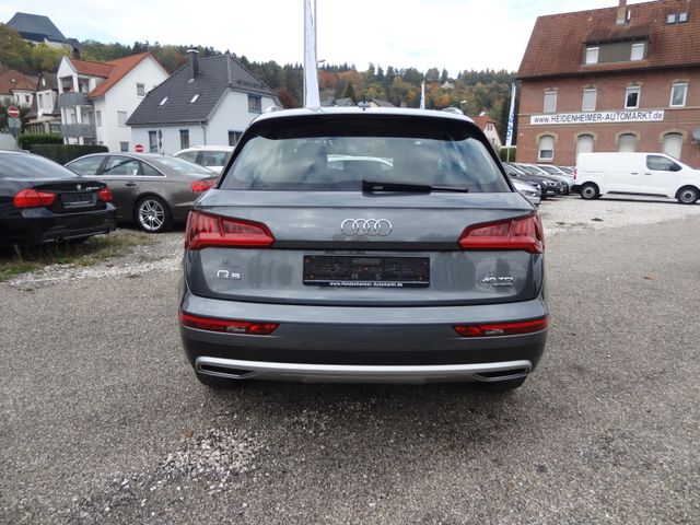 Fahrzeugabbildung Audi Q5 40 TDI quattro/HUD/1.Hand/Leder/74.000 Km