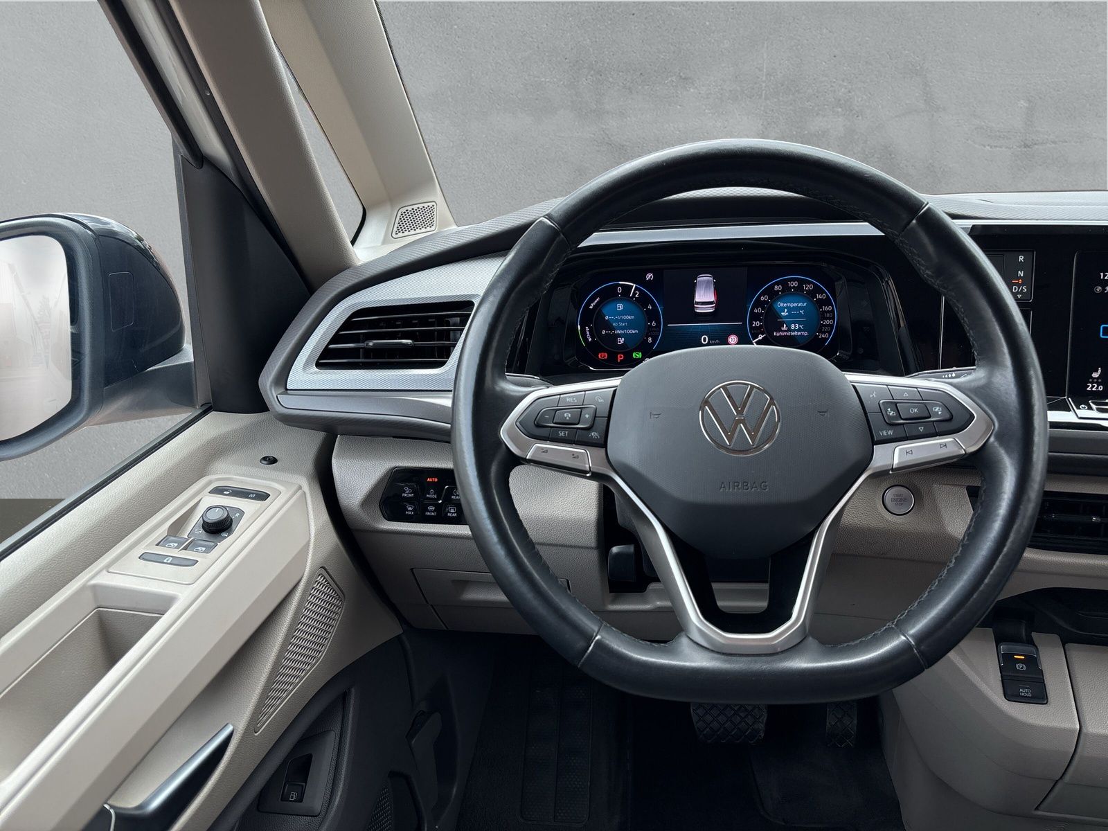 Fahrzeugabbildung Volkswagen Multivan 1.4 TSI eHybrid LR DSG AHK RFK App-Conn