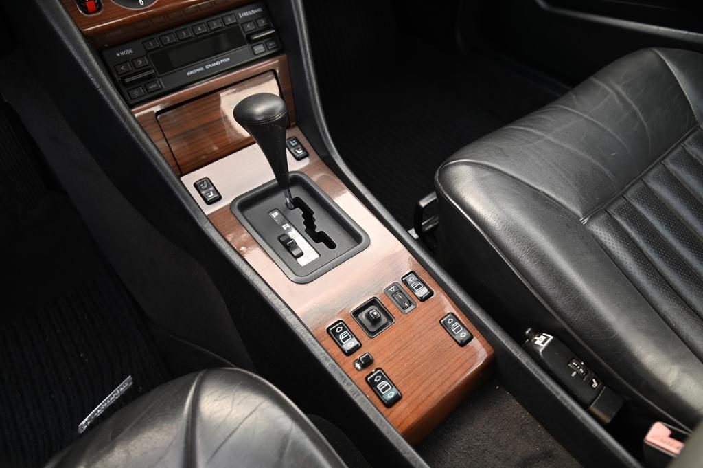 Mercedes-Benz CE 300