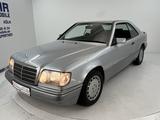 Mercedes-Benz E 320 Coupe*3,2 i-162kW*KLIMA* - gebrauchte Sportwagen
