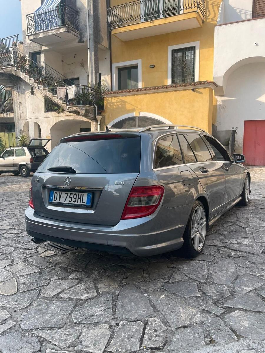 Mercedes-Benz C220 2010 — photo 7