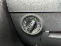 Skoda Karoq 1.5 TSI DSG Sportline PANO KAM AHK 4JGAR bei Autohaus Landmann & Maier OHG