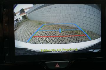 Bild 11 Toyota Yaris Hybrid Style EU