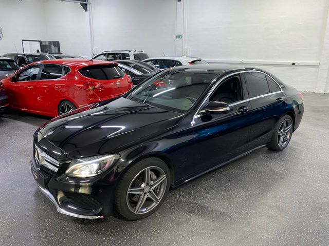 Mercedes-Benz C 220d Lim **AMG-Line** Sehr Guter Zustand.