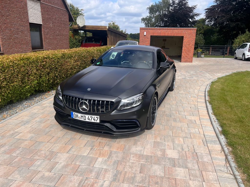 Image of Mercedes-Benz C 63 AMG