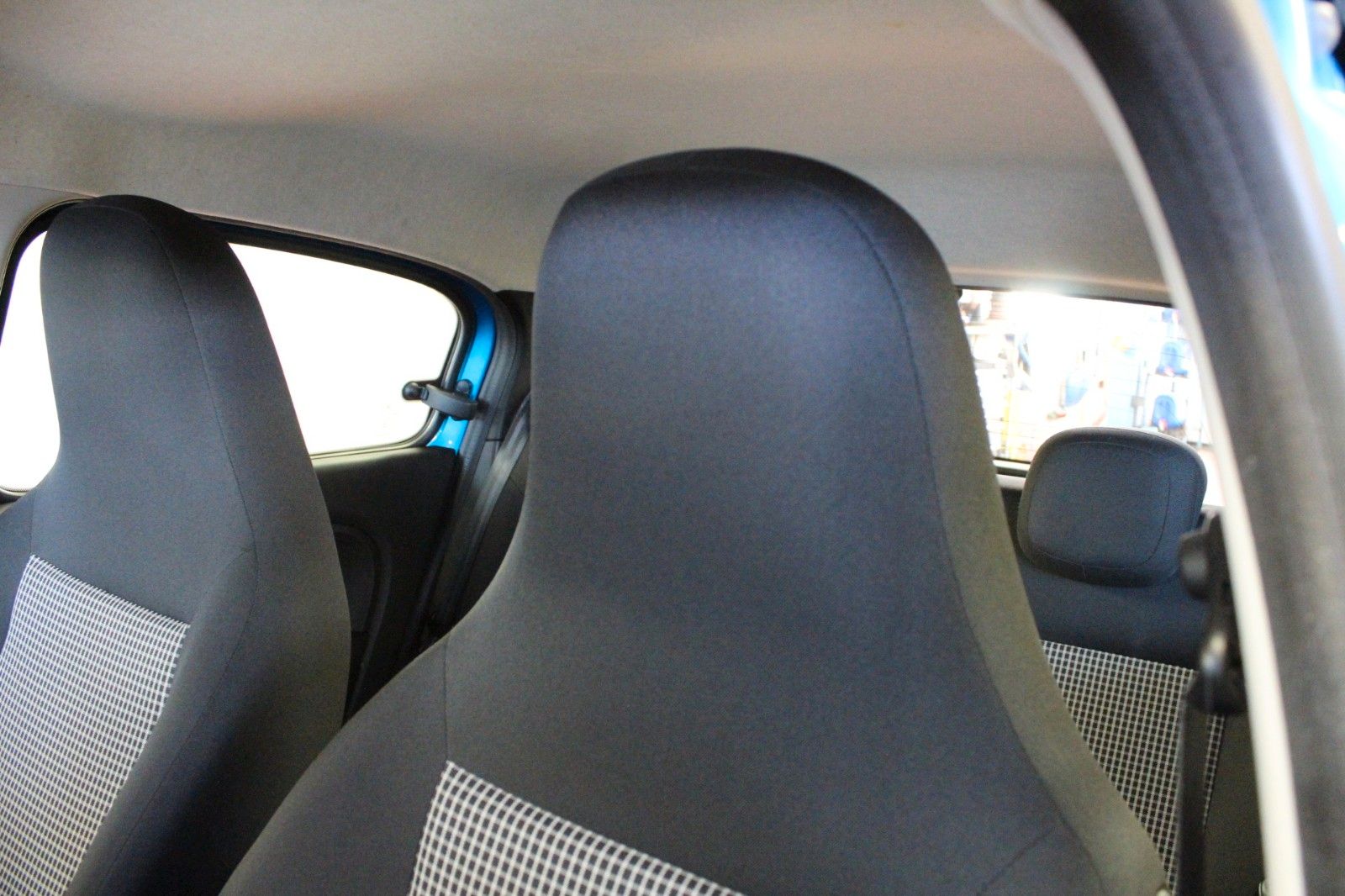 Fahrzeugabbildung Renault Twingo  SCe70  *Klima *Ganzjahresreifen