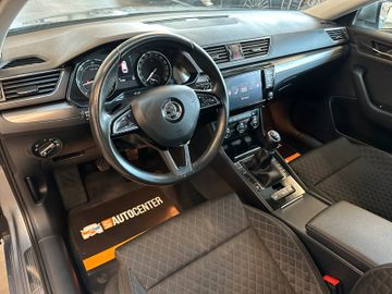 MYAUTOCENTER – Gebraucht- und Jahreswagen mit Werkstattservice in Pfaffenhofen Skoda Superb Combi Style *Bi Xenon*Klima*ACC*