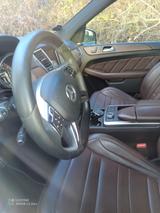 Mercedes-Benz ML 63 AMG 4MATIC AMG - Mercedes-Benz ML aus dem Jahr 2012