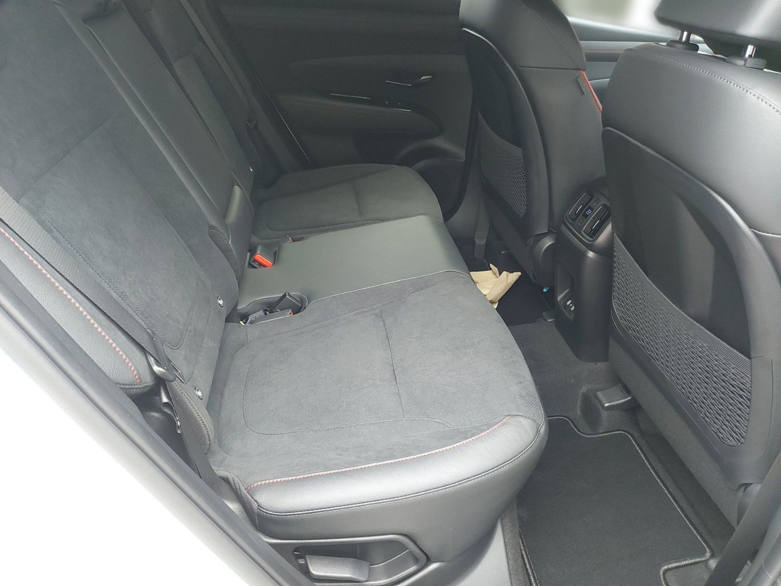 Fahrzeugabbildung Hyundai Tucson 160 PS N Line 4WD DCT Assip. Sitzp DL ECS