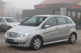 Mercedes-Benz B 170+2. Hand+Automatik+Xenon+Klimaautomatik+ - silberne Mercedes-Benz B 170