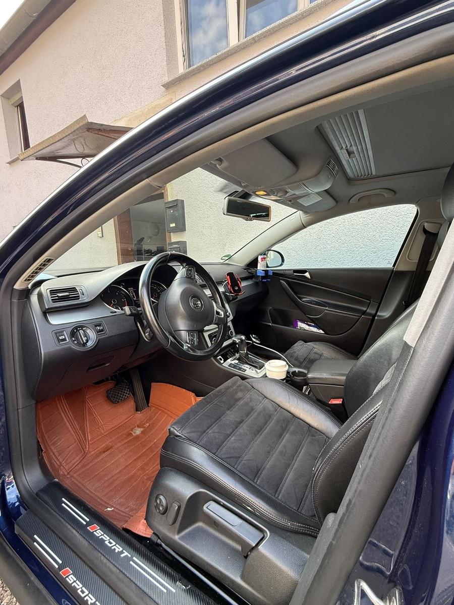 Volkswagen Passat 2010 — photo 7