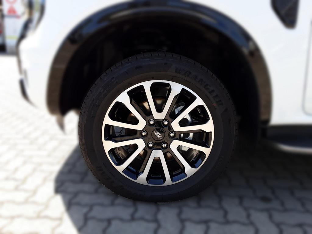 Ford RANGER DoKa Platinum 3.0L 4x4 STANDHZ MATRIX-LED