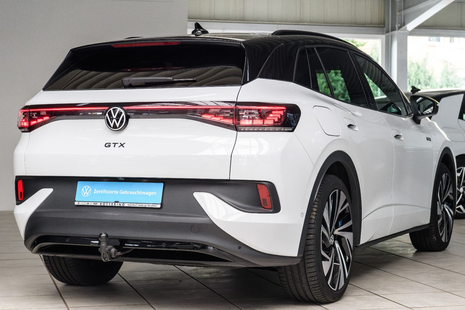 Fahrzeugabbildung Volkswagen ID.4 GTX 4Motion IQ-LIGHT+AHK+WÄPU+KAMERA+HuD+21