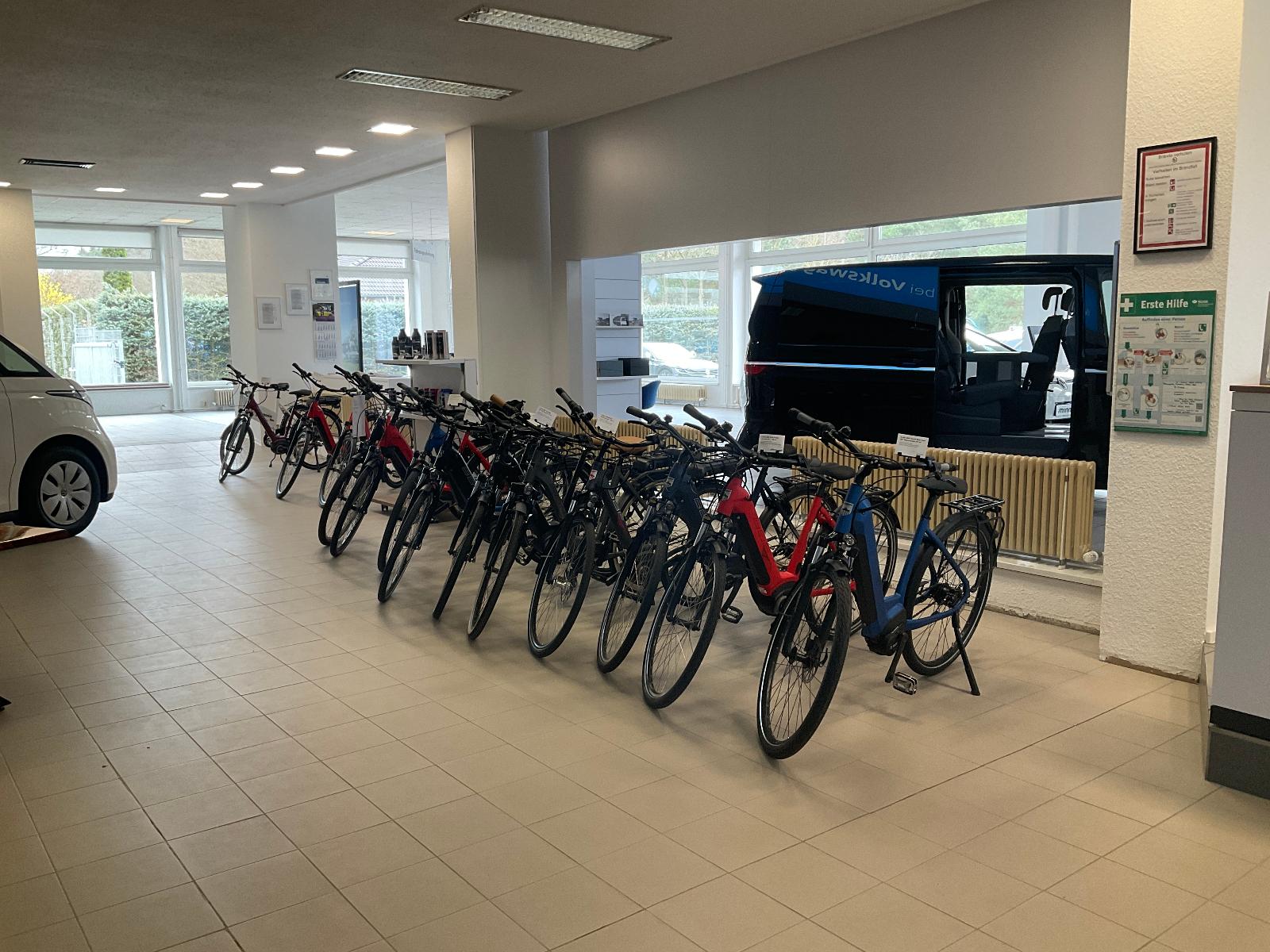 showroom-image-bottom