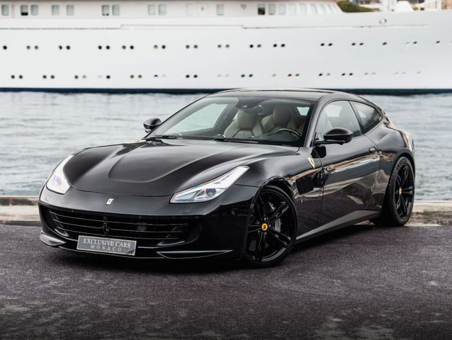 Ferrari GTC4Lusso