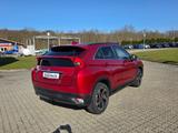 Mitsubishi Eclipse Cross Connect 1.5 T-MIVEC 2WD CVT + Stan - rote Mitsubishi Eclipse Cross