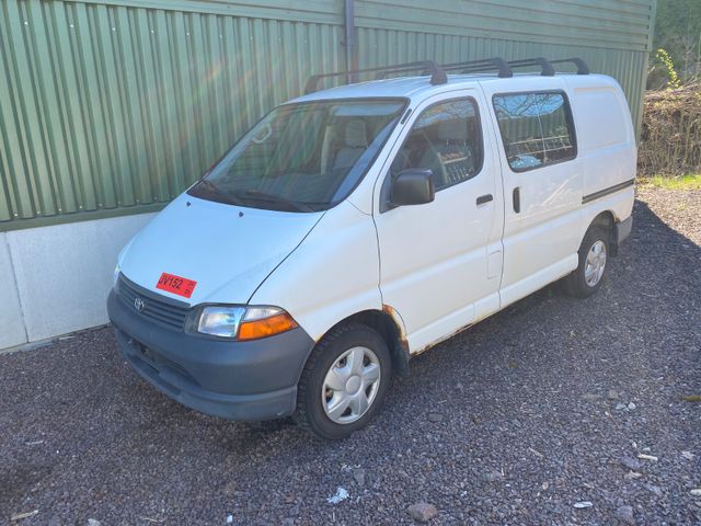Toyota Hiace 2.4TD Aircondition/Automatic