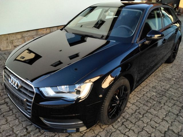 AUDI A3 1.6 TDI Sportback -