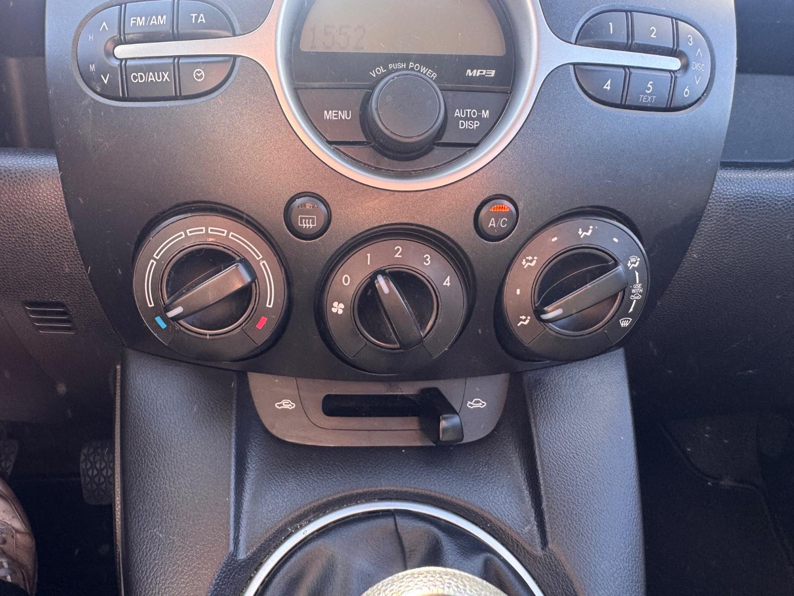 Mazda 2 Independence /Scheckheft/Klima