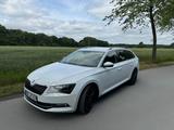 Skoda Superb 2.0 TDI Combi Style, 19 Zoll Allwetter - Skoda Superb