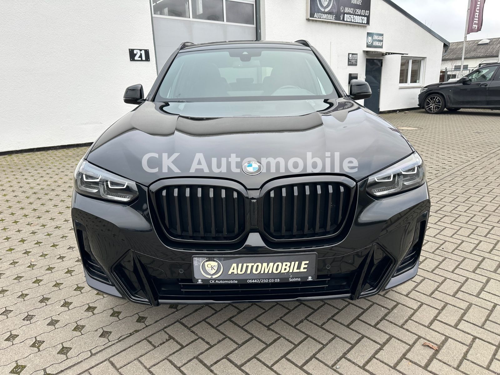 Fahrzeugabbildung BMW X3 xDrive30d M-Sport/Navi/Pano/LED/Kam/AHK