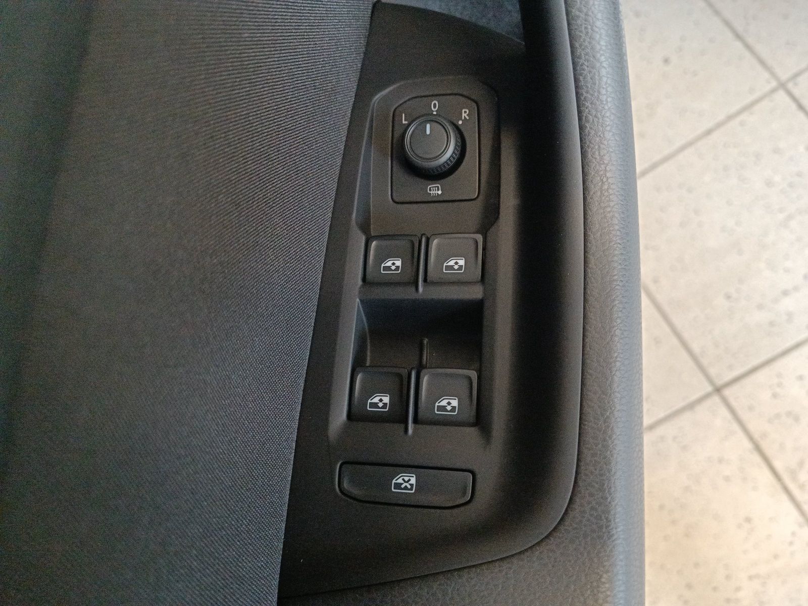 Volkswagen Passat Variant - Bild 16
