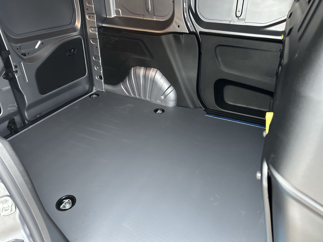 Fahrzeugabbildung Citroën Berlingo Kastenwagen M XTR Diesel 130 Automatik