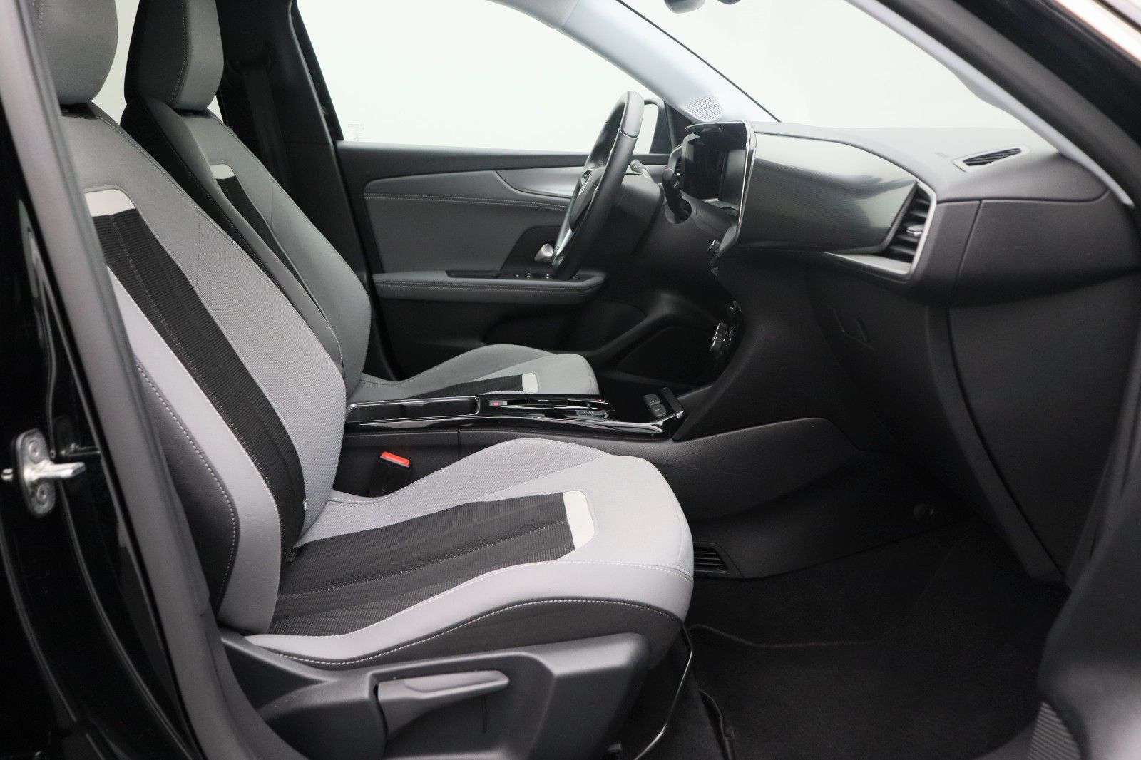 Fahrzeugabbildung Opel Mokka-e Elegance