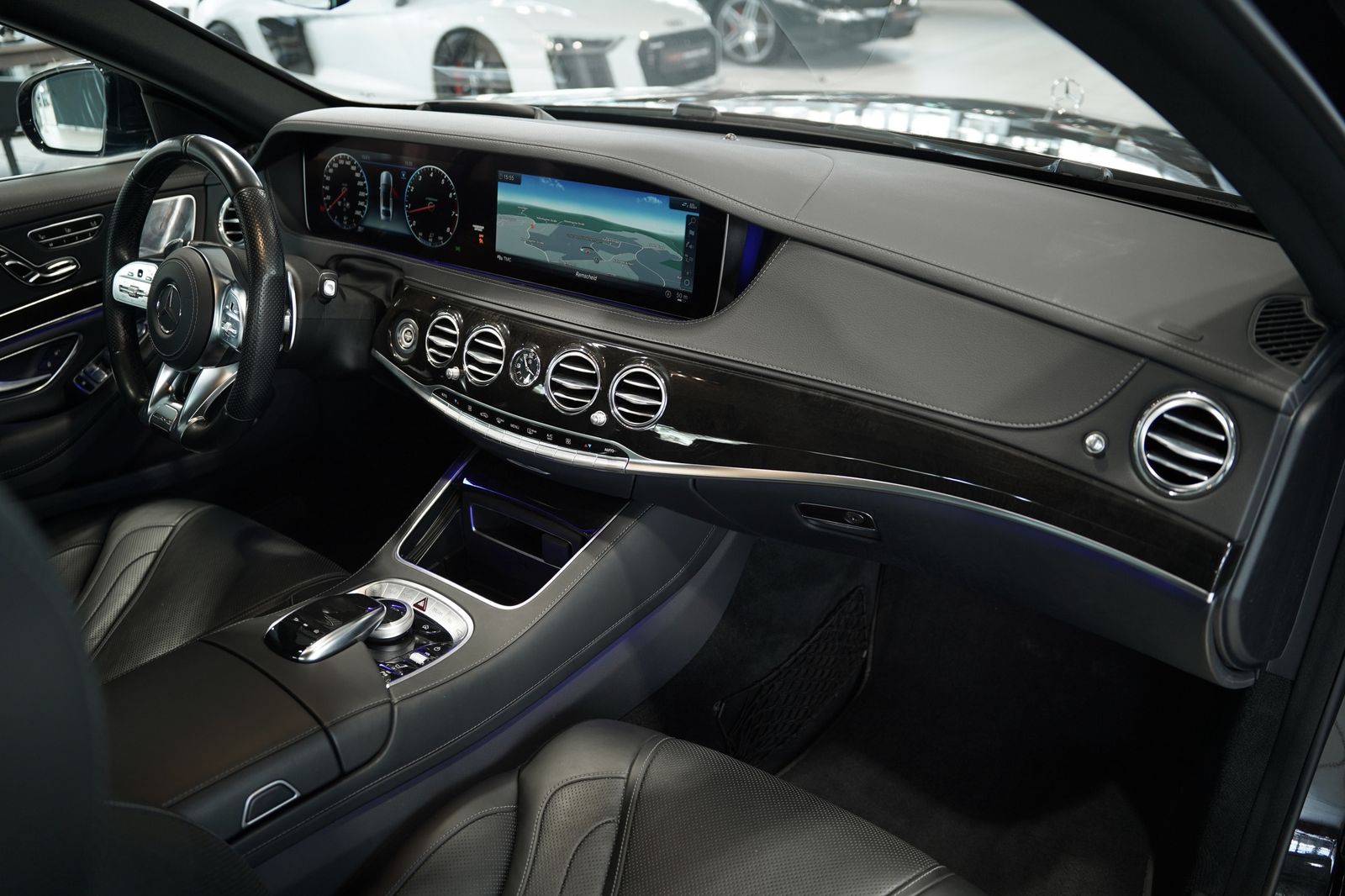 Mercedes Benz S 560