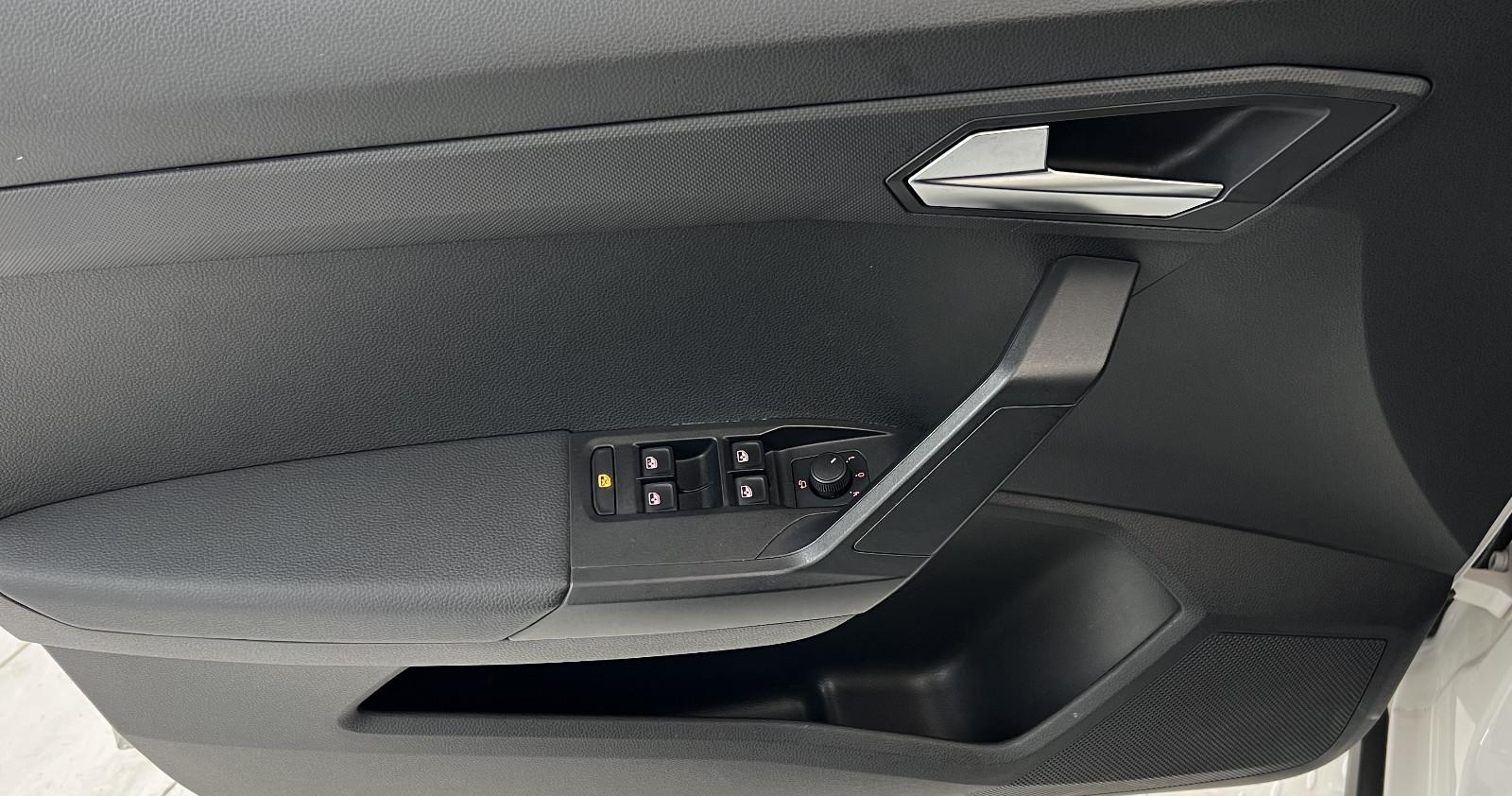SEAT Arona Style 1,0TSI 81kW CarPlay NAVI TEMP SH EU6, миниатюра 17