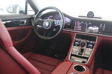 Porsche Panamera - 12
