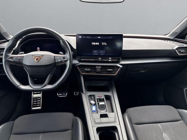 Leon E-HYBRID *NAVI+LED+PDC+FAHRASSISTENZPAKET*