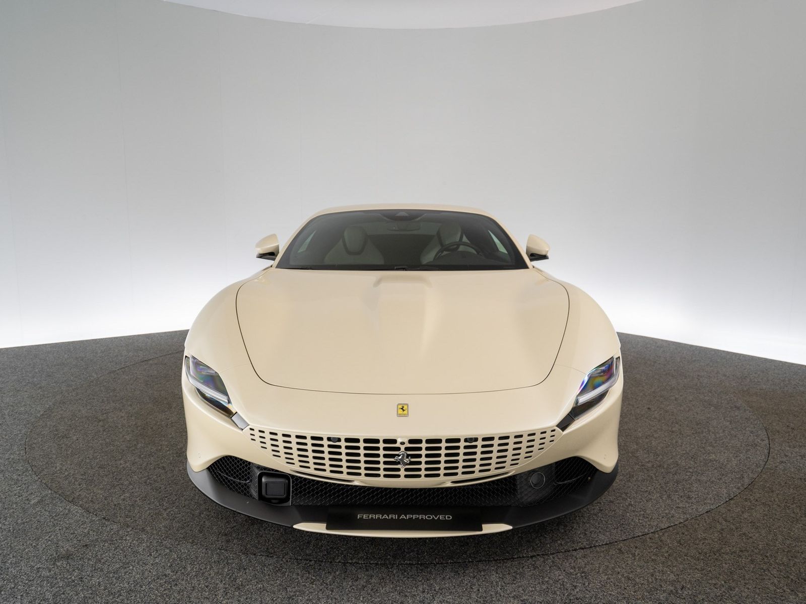 Ferrari Roma TAILOR MADE FERRARI SINGEN imagem 2