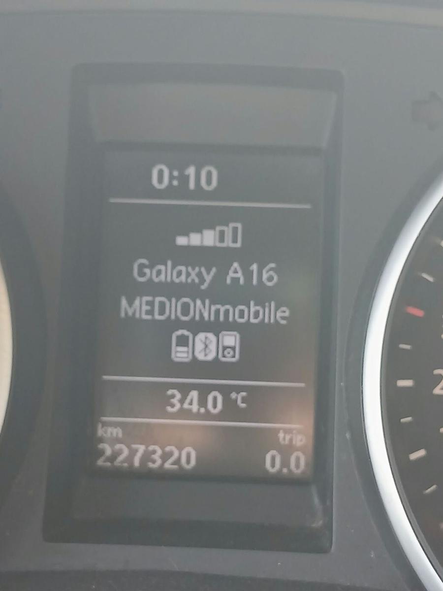 Volkswagen Golf 2011 — photo 7