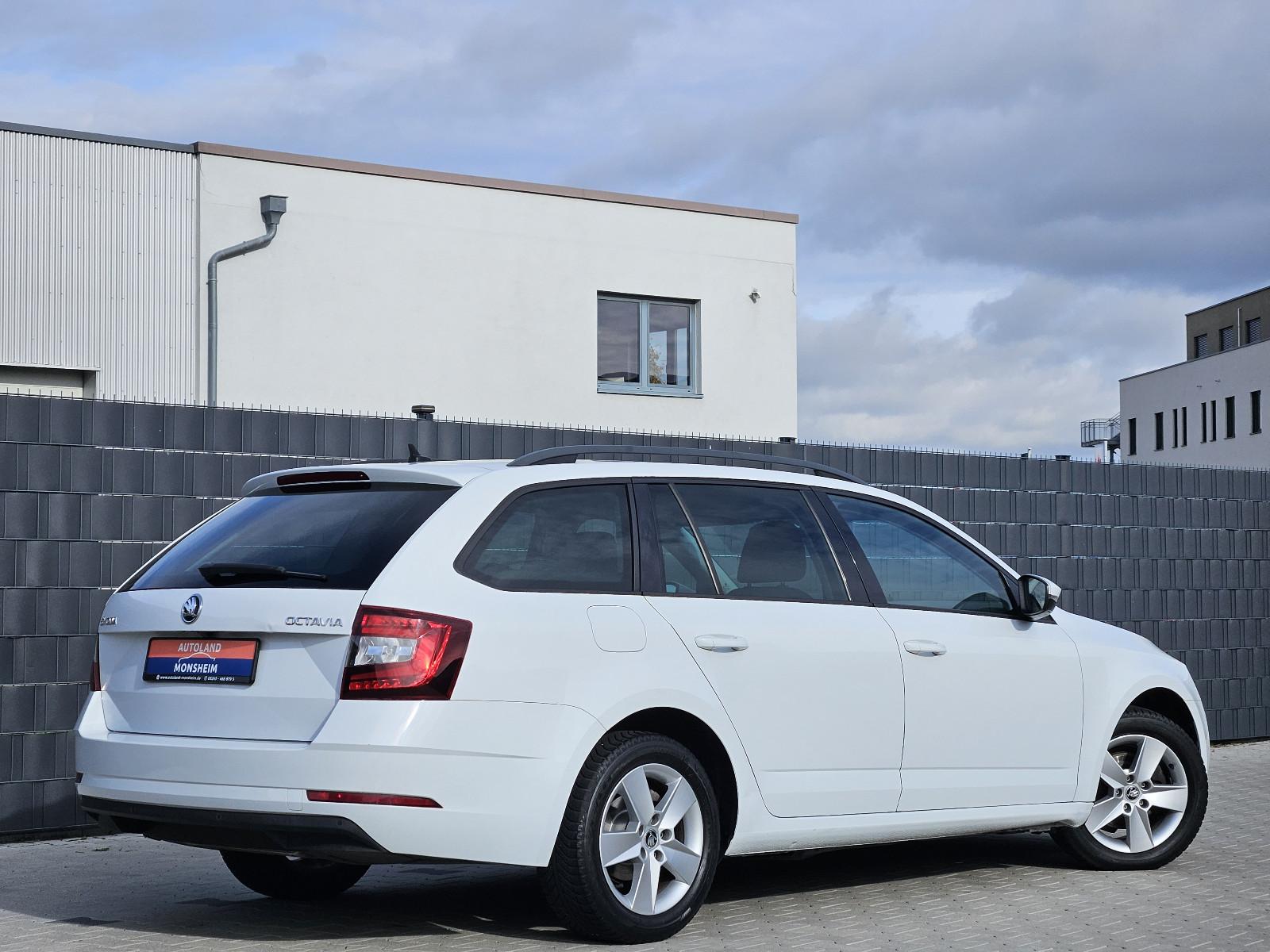 Skoda Octavia Combi 1.0 TSI DSG Business NAVI KAM SHZ