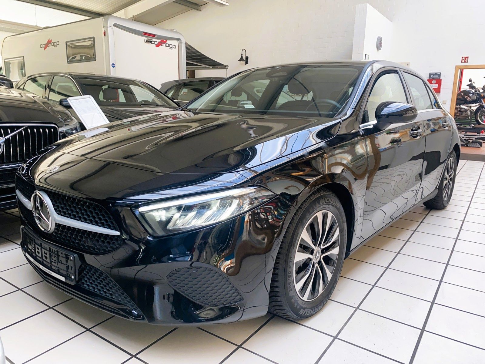 MERCEDES-BENZ A 200 D 8G-DCT-Automatik